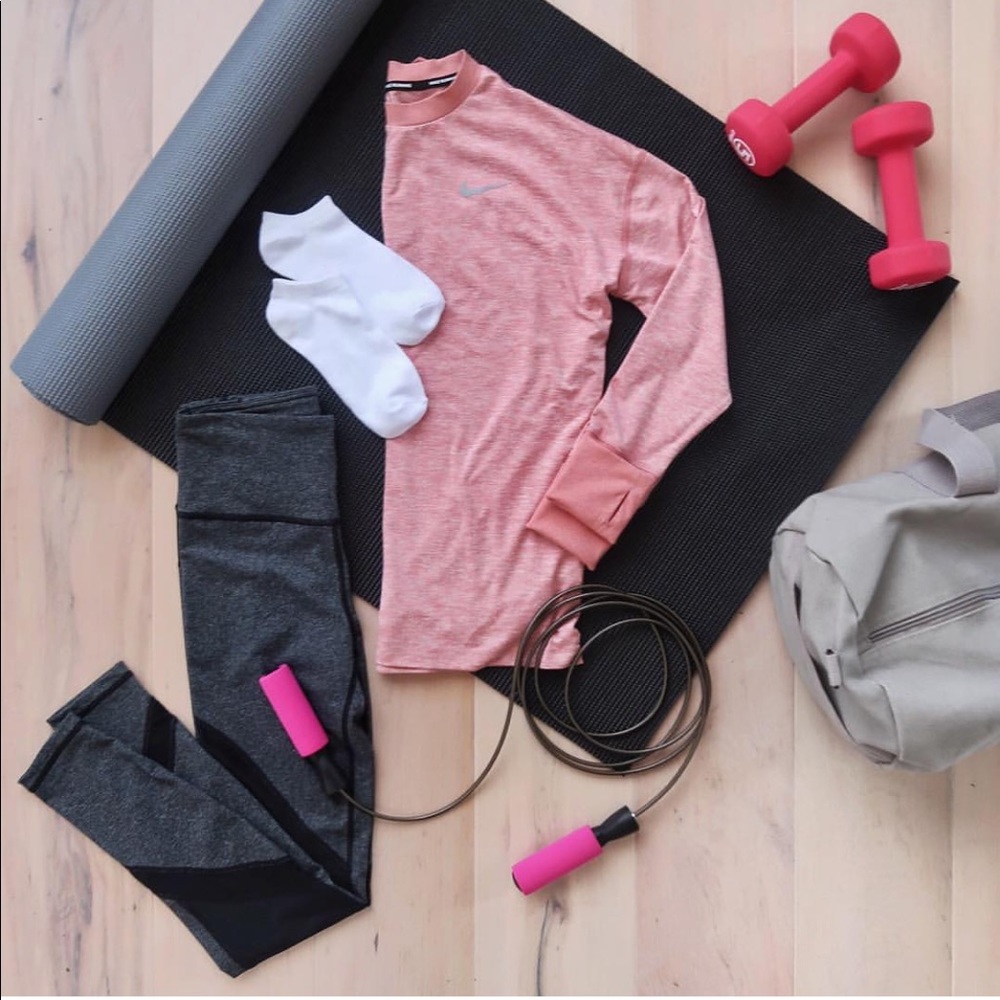 4 PIECE | WORK OUT OUTFIT MYSTERY BOX